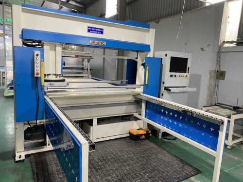 AUTOMATIC DIE-CUT MACHINE